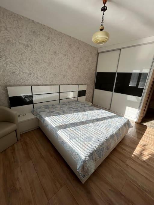 Luxurious Flat Center Apartment